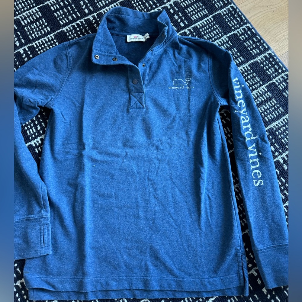 Vineyard Vine pullover size xxs